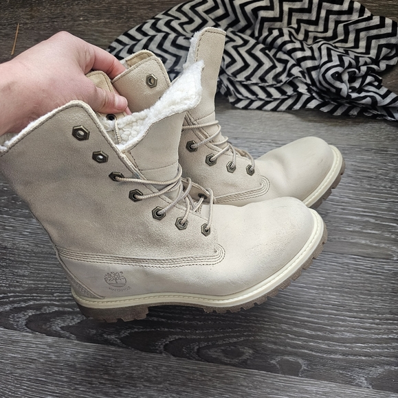 SOLD - Women's Timberland Authentics Waterproof Roll-Top Boot - 7.5 - - Picture 7 of 11